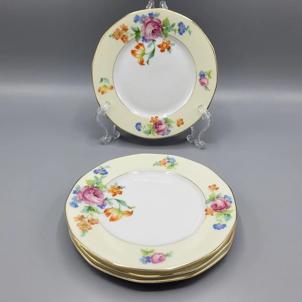 Vtg TK Thuny Czechoslovakia Lexington Floral 4 Dessert Plates Gold Trim 7.5